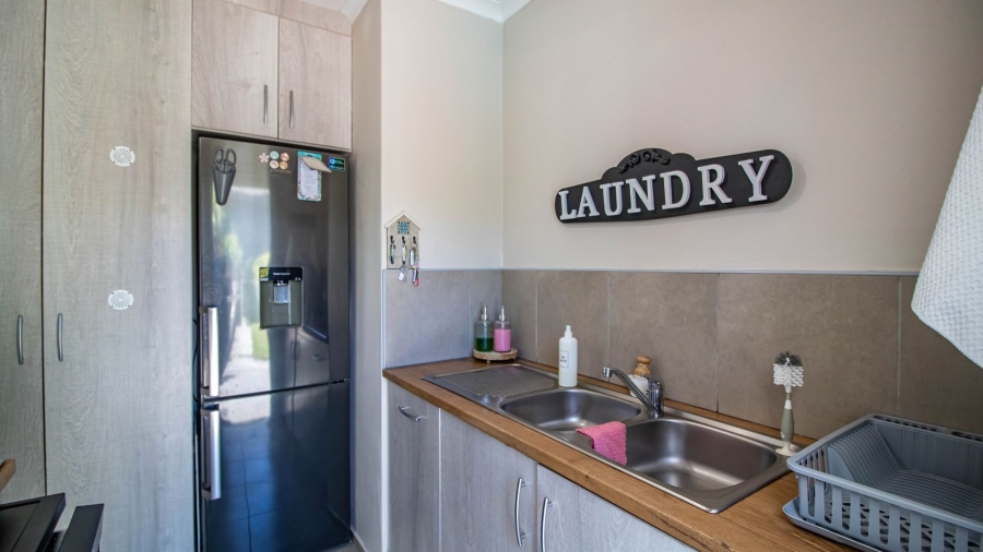 4 Bedroom Property for Sale in Beacon Bay Eastern Cape